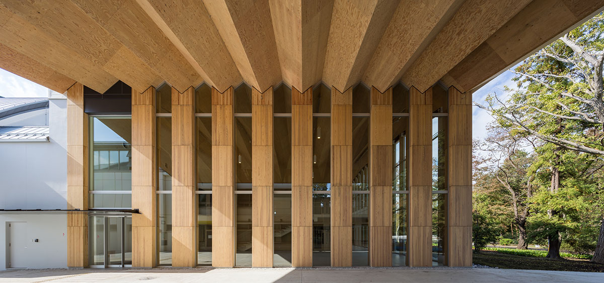 icu new physical education center by kengo kuma and associates
