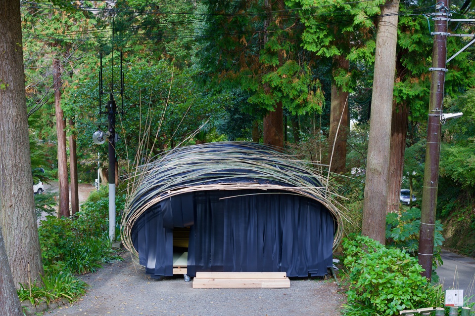 ozu ana mobile theater by kengo kuma laboratory the university of tokyo