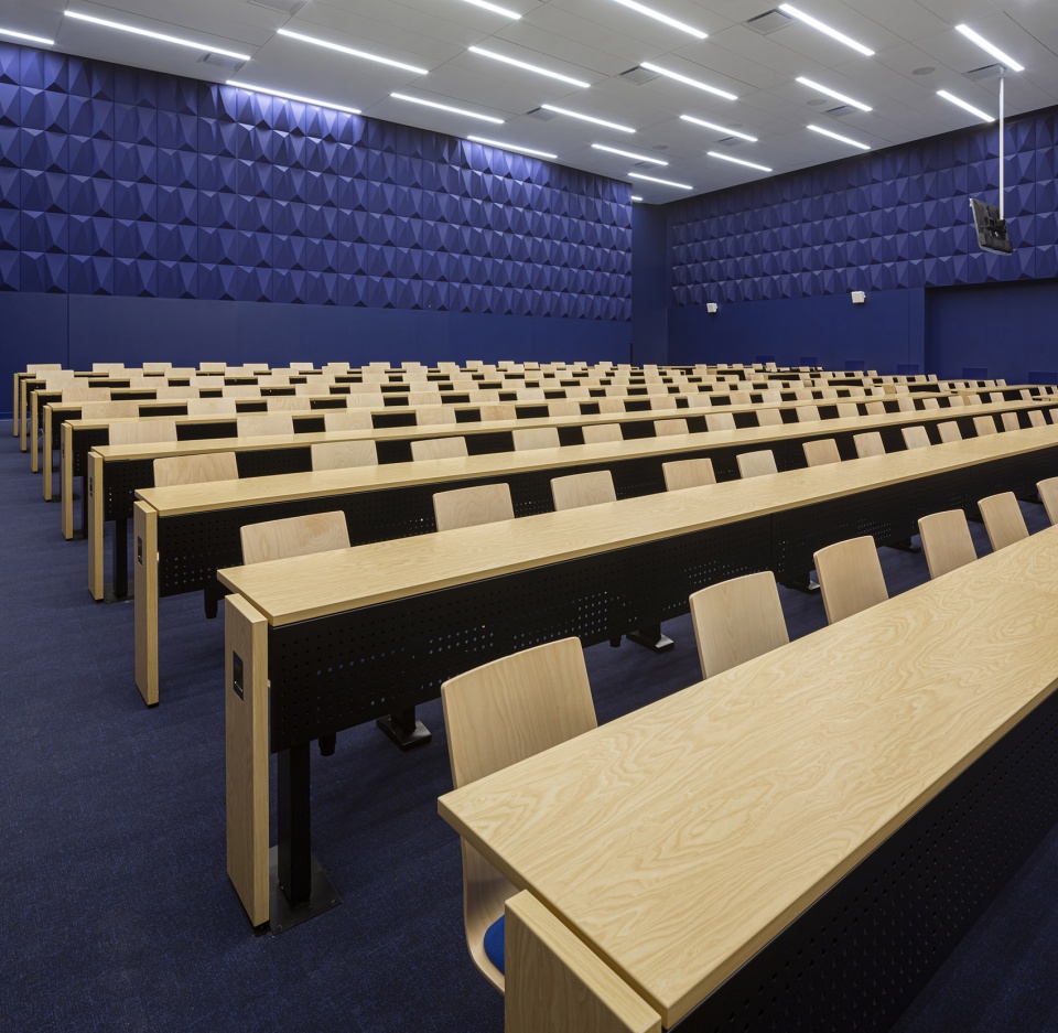 sciences complex at the mil campus of the universite de montreal by menkes shooner dagenais letourneux lemay nfoe architects