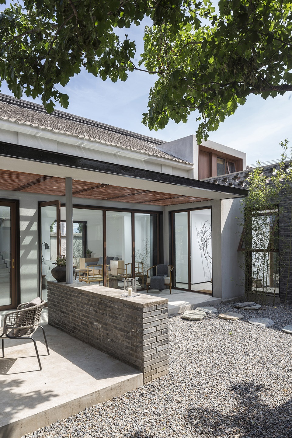 the shared village space evolution of red fruit tree small tavern by evolution design