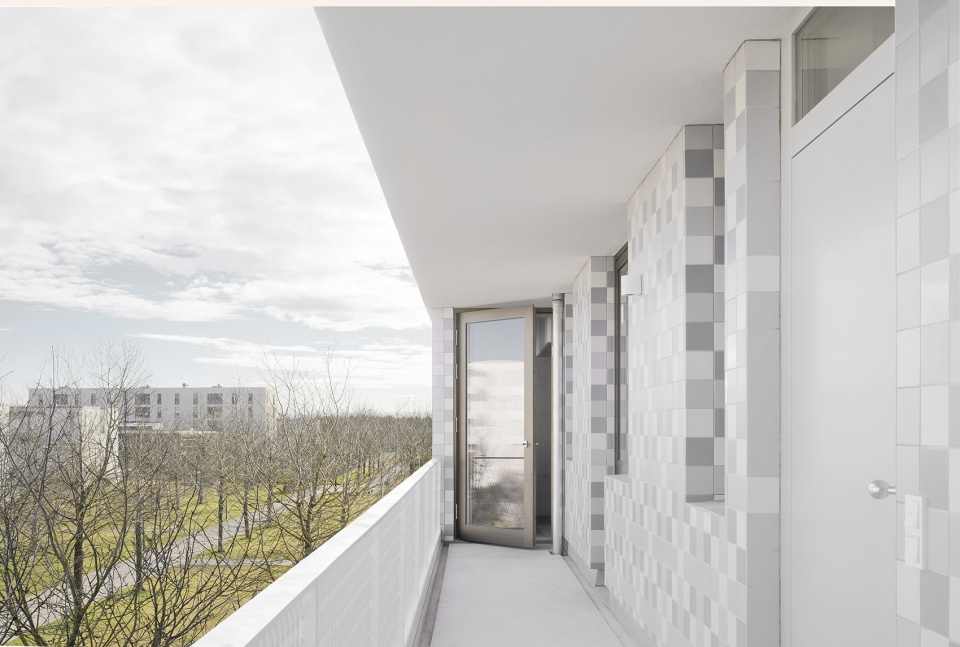 wohnen ohne auto by pool leber architekten
