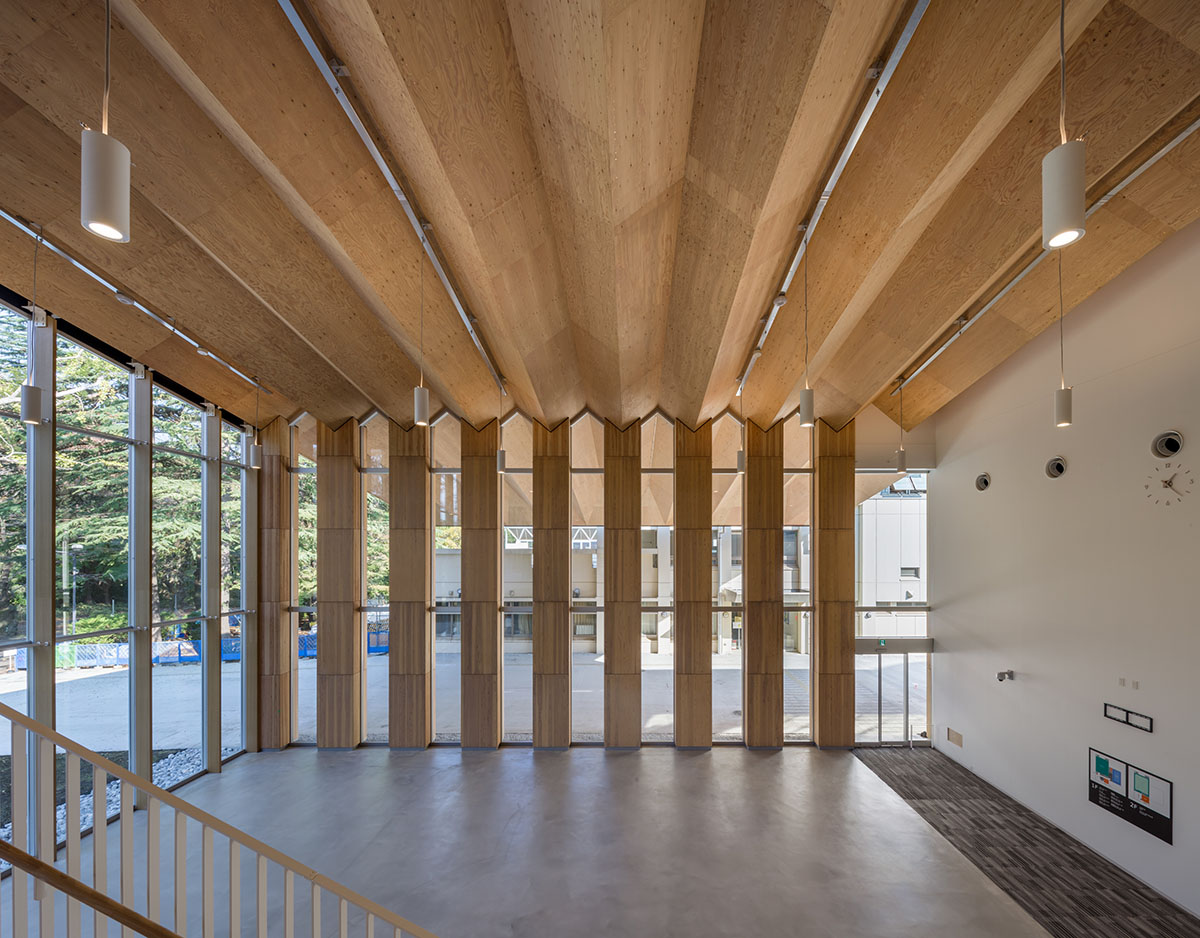 icu new physical education center by kengo kuma and associates