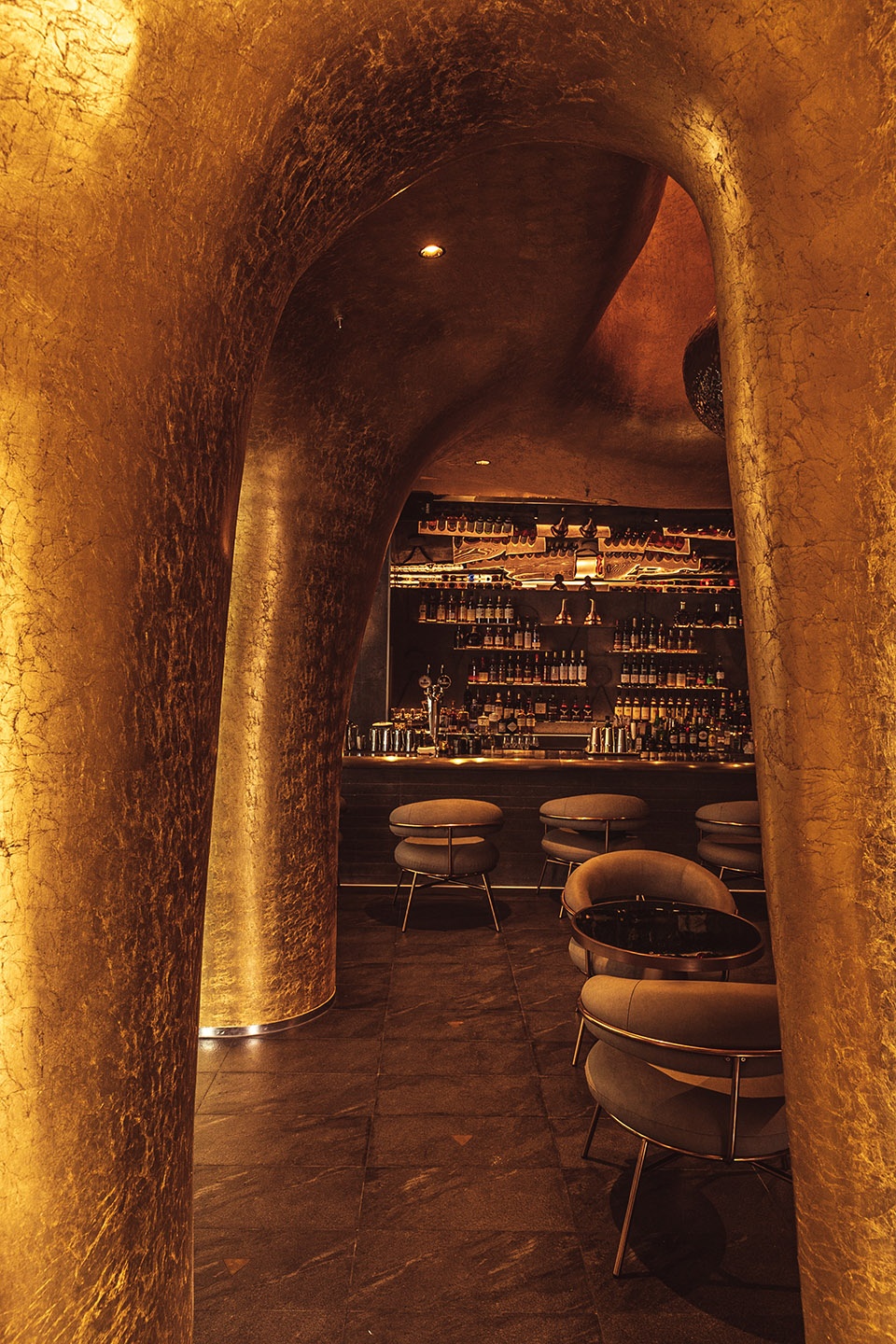 inns whisky bar china by wootion designers