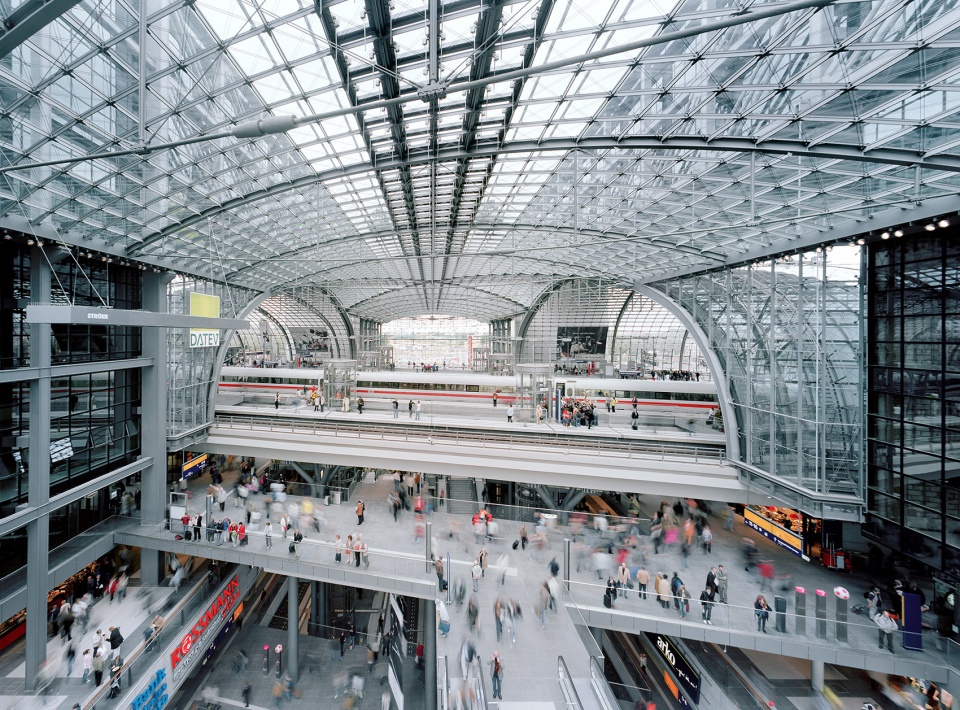 meinhard von gerkan receives the liang sicheng architecture prize