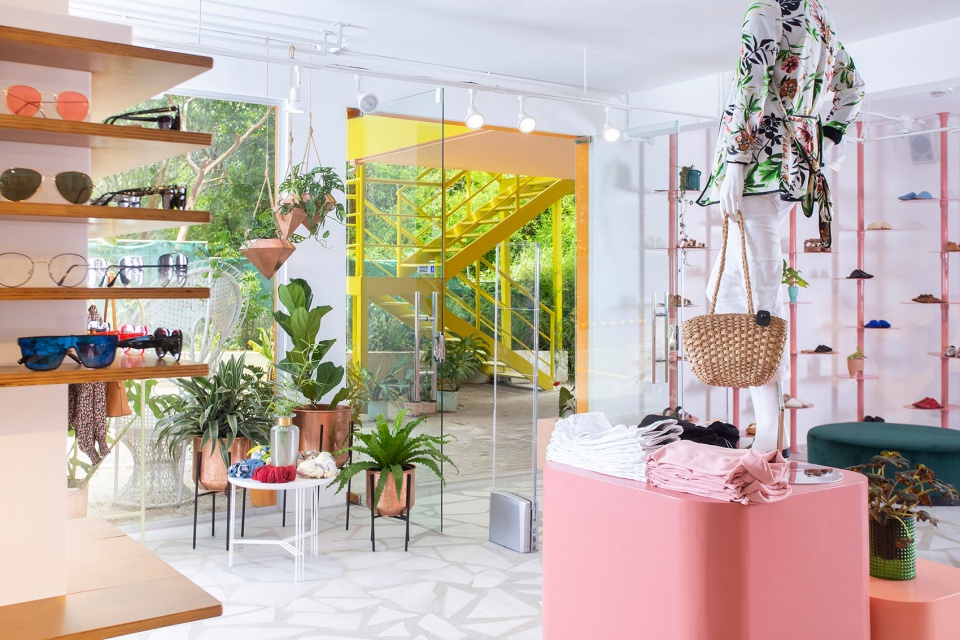 Hija de Tigre new store in Costa Rica by Taller KEN