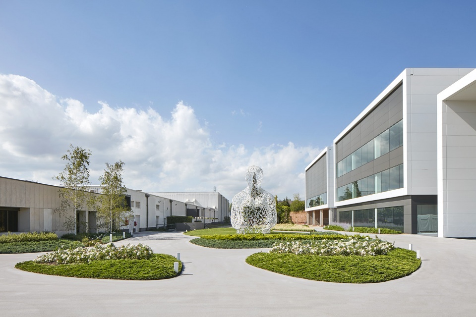 Landscape Project for HANGAR THE LINE DESIGN CENTER by AELAND