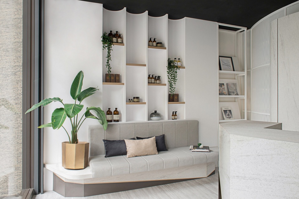 mute white china by han yue interior design
