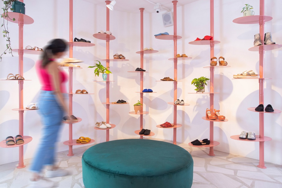 Hija de Tigre new store in Costa Rica by Taller KEN