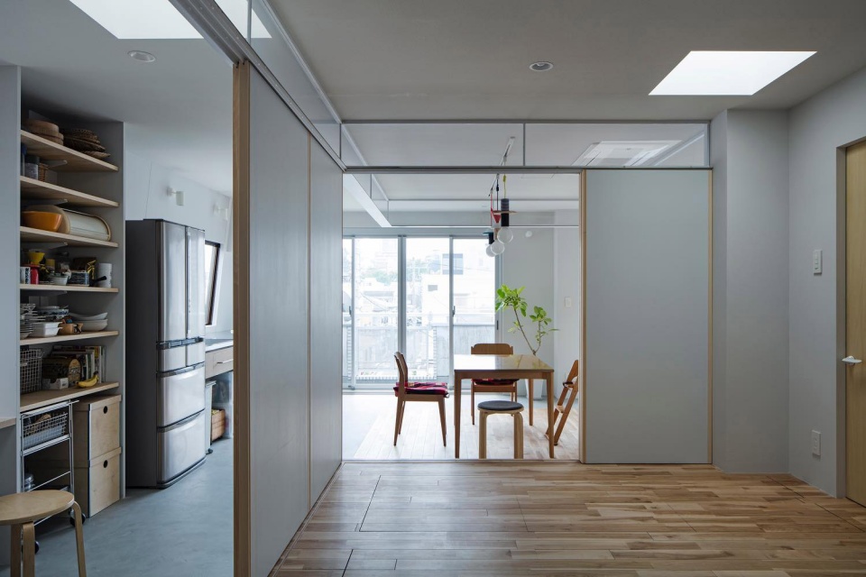 House in Taishido by camp design inc