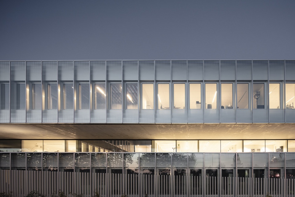chambre de metiers et de lartisanat hauts de france by kaan architecten pdaa