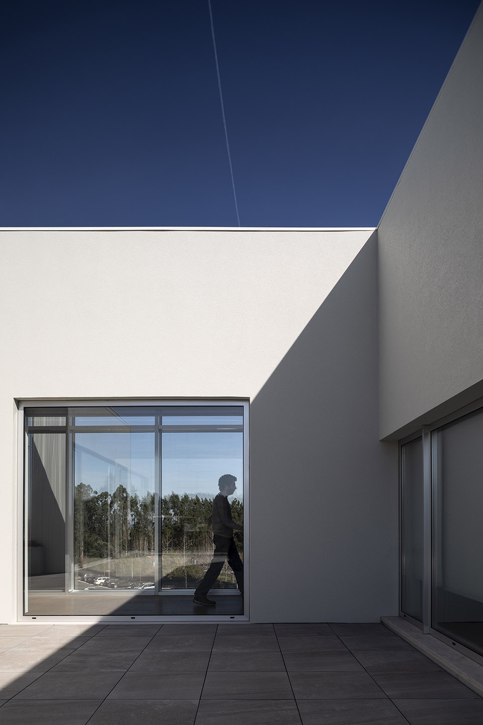 prfs headquarters by impare arquitectura