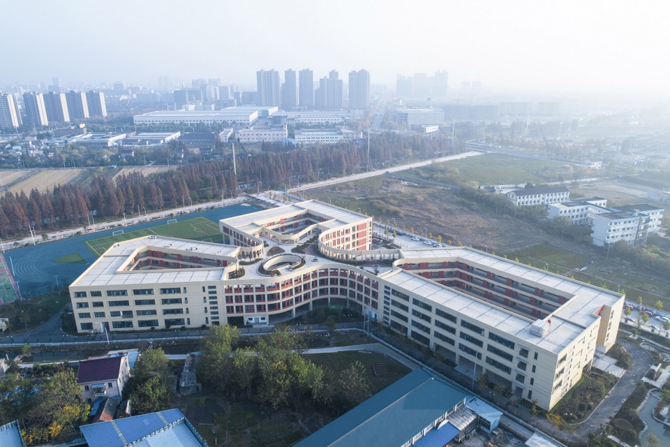 yangzhong foreign language school branch campus china by perform design studio