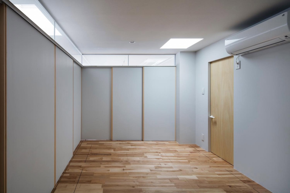 House in Taishido by camp design inc