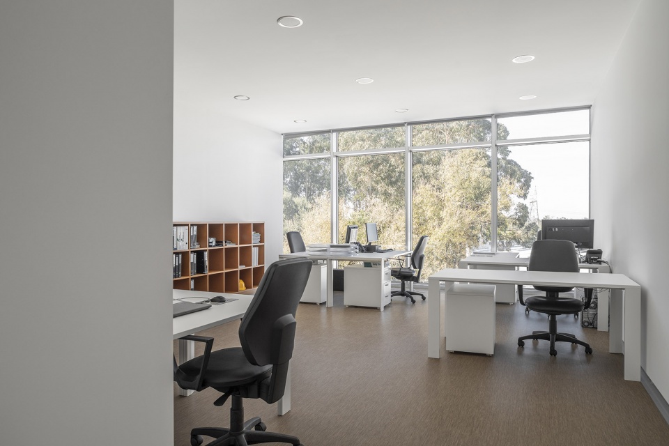 prfs headquarters by impare arquitectura