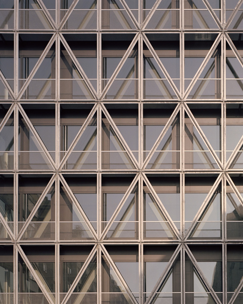 taz neubau by e2a