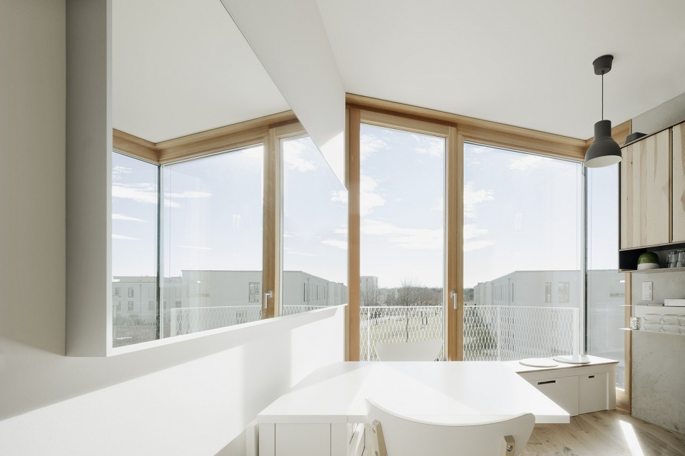wohnen ohne auto by pool leber architekten