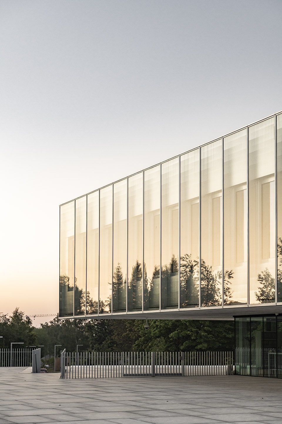 chambre de metiers et de lartisanat hauts de france by kaan architecten pdaa