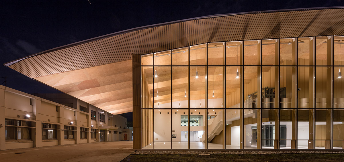 icu new physical education center by kengo kuma and associates
