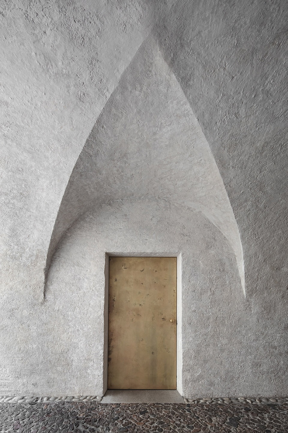 decantei tavern by pedevilla architects