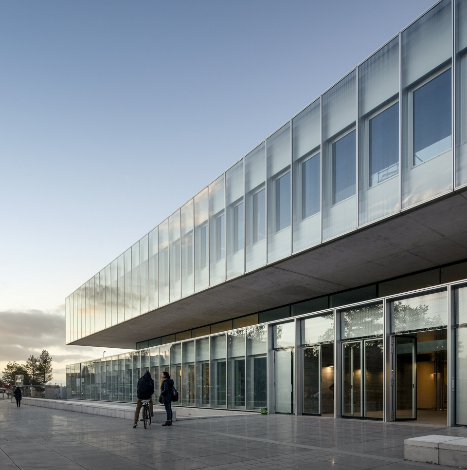 chambre de metiers et de lartisanat hauts de france by kaan architecten pdaa