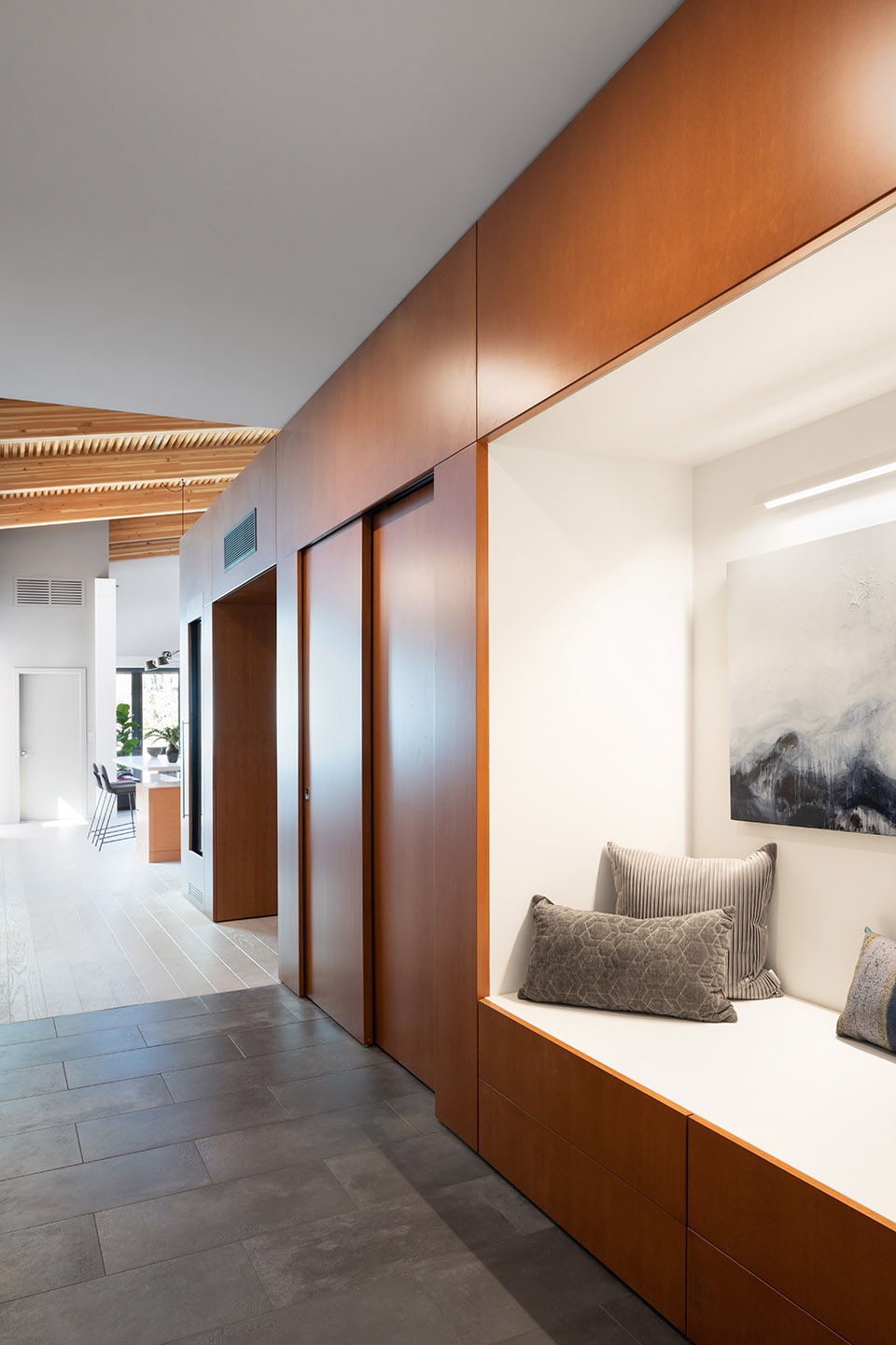 curio residence by haeccity studio architecture