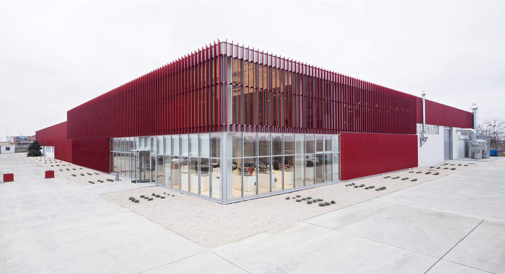 mce production facility by heim balp architekten