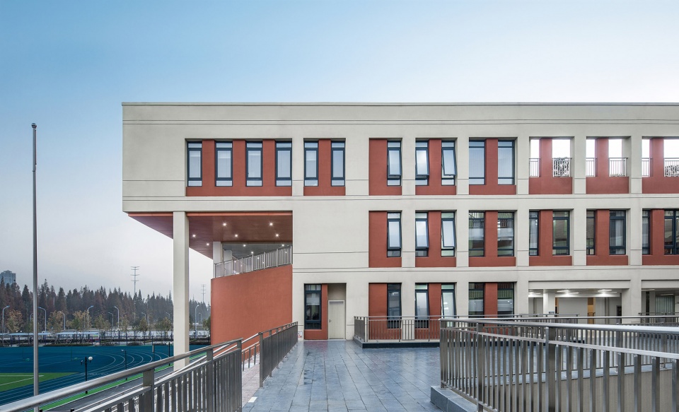 yangzhong foreign language school branch campus china by perform design studio