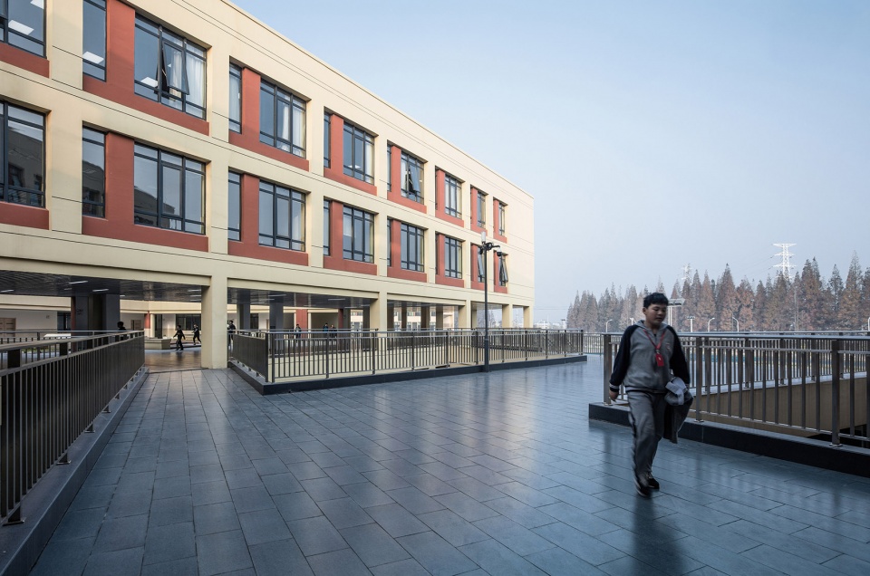yangzhong foreign language school branch campus china by perform design studio