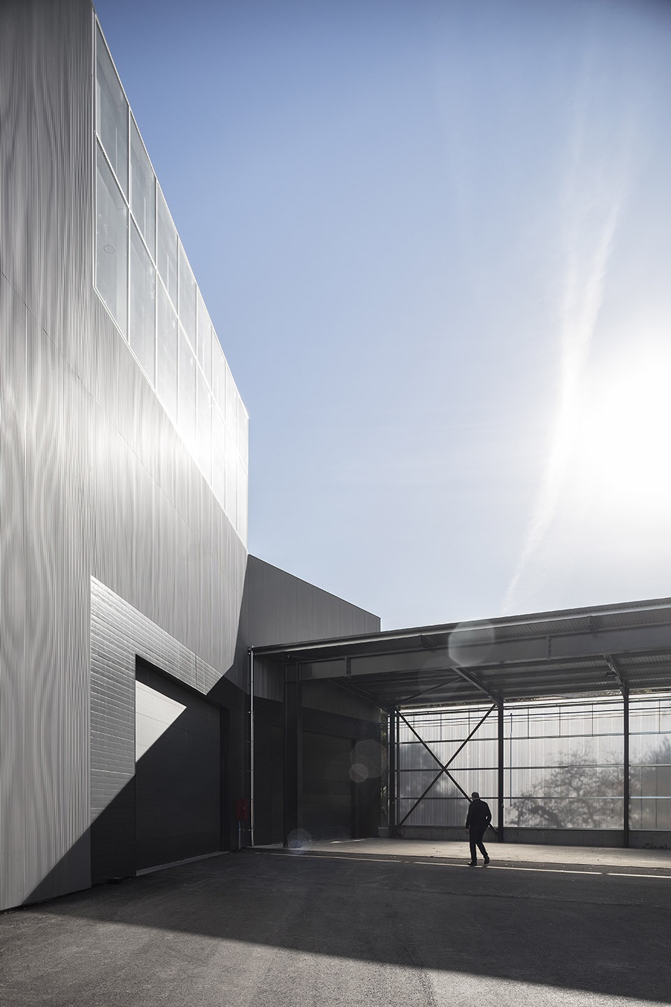 prfs headquarters by impare arquitectura