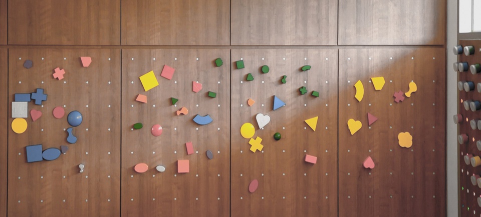 classroom makeover for the blind by creative crews ltd