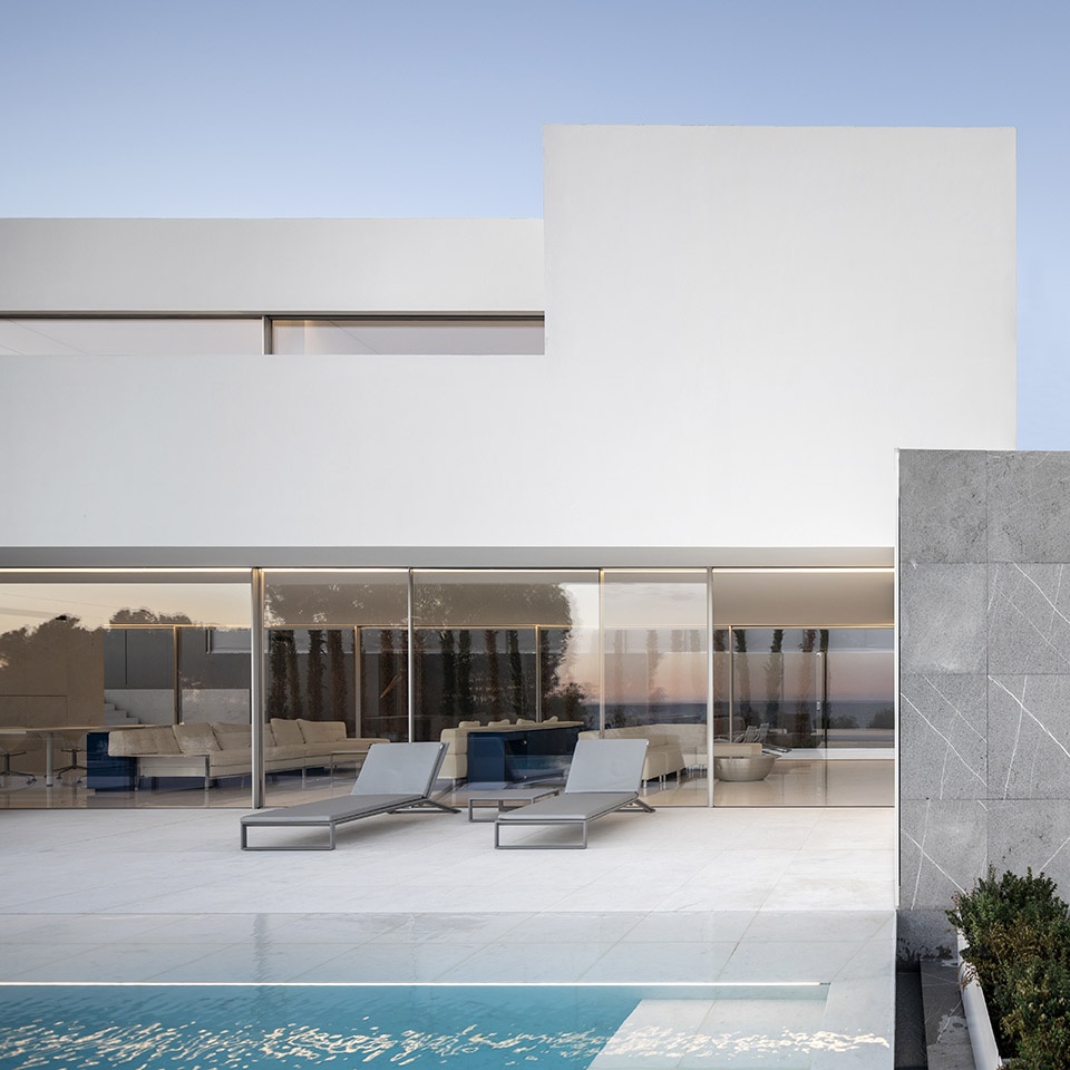 house in santa pola by fran silvestre arquitectos