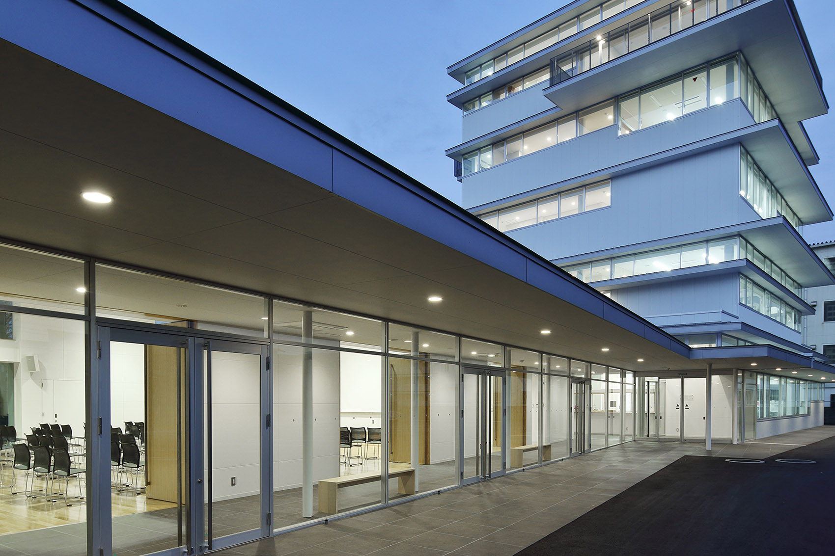 Saga Dental Association Hall by Kazunari Sakamoto Architectural