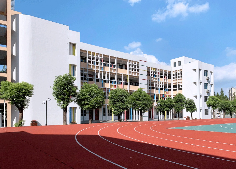 绍兴上虞龙山学校立面改造设计木量建筑工作室