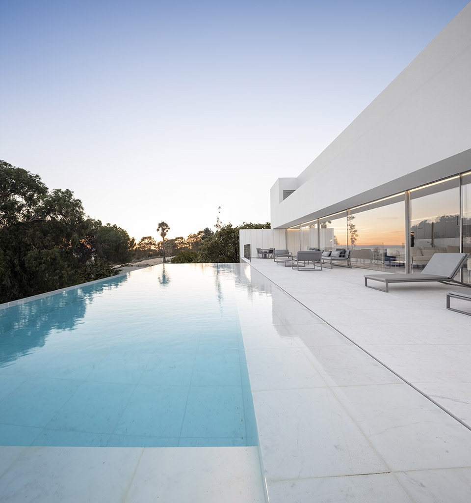 house in santa pola by fran silvestre arquitectos