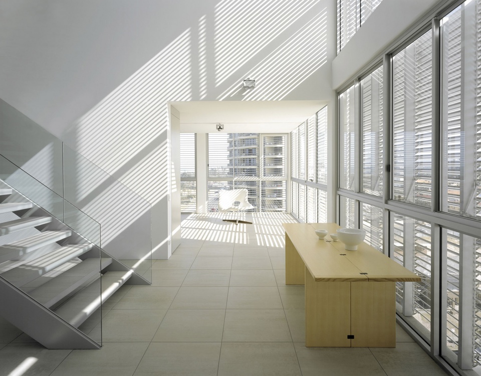 storey residential tower by ian moore architects
