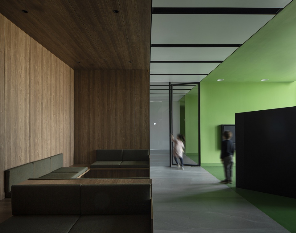 pronova dental clinic by francesc rife studio
