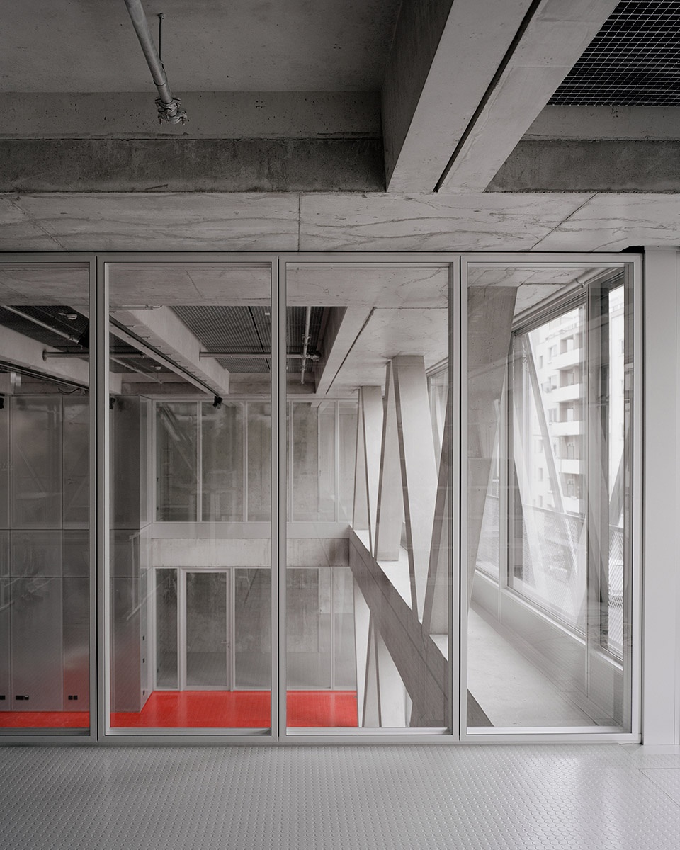 taz neubau by e2a