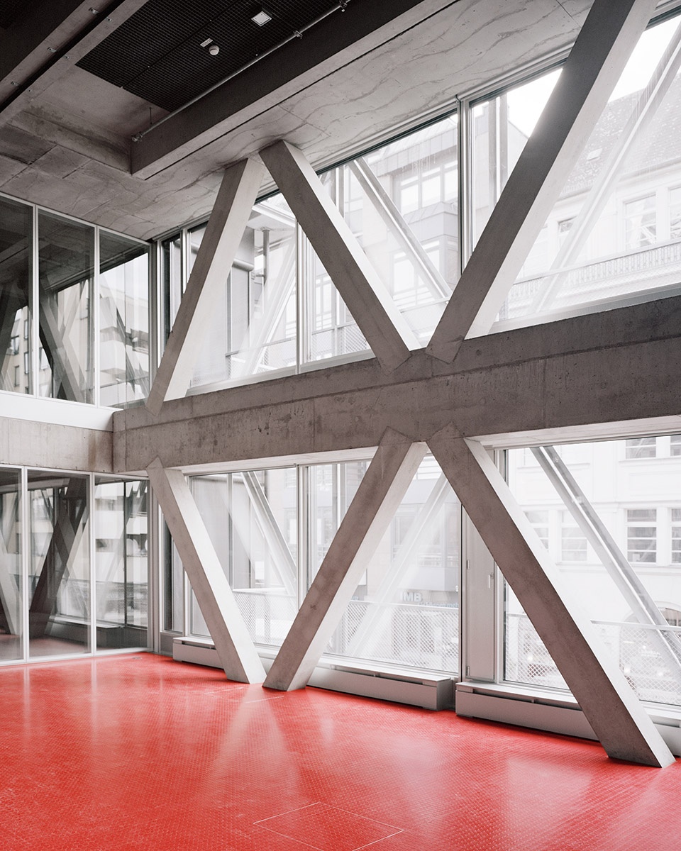 taz neubau by e2a