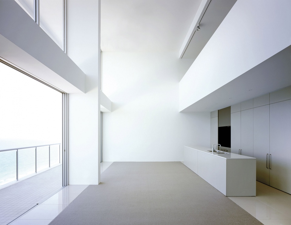 storey residential tower by ian moore architects