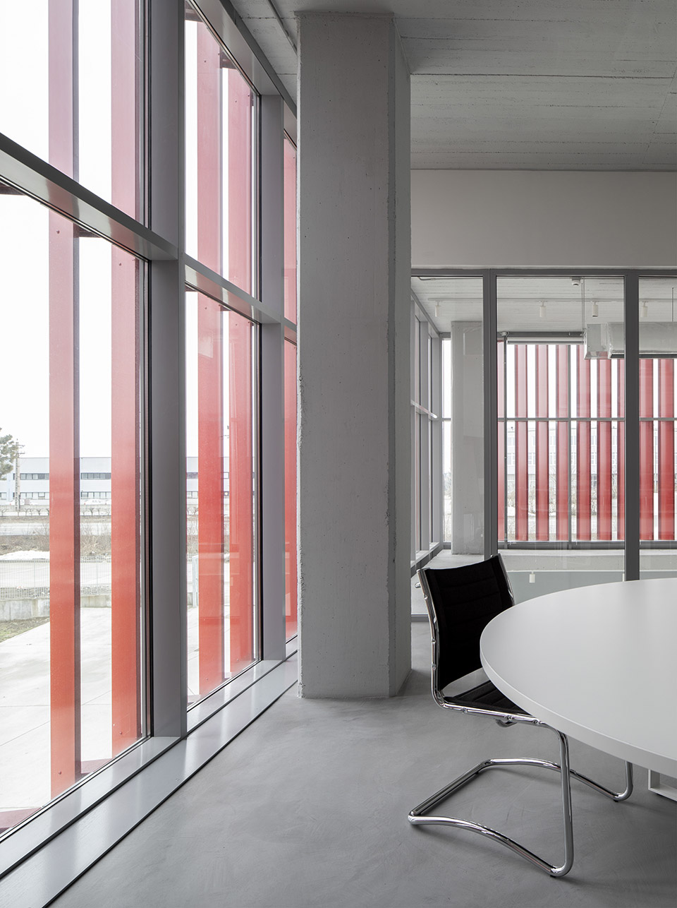 mce production facility by heim balp architekten