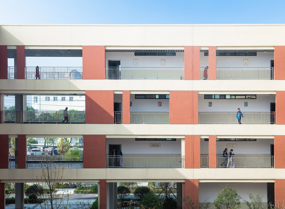 yangzhong foreign language school branch campus china by perform design studio