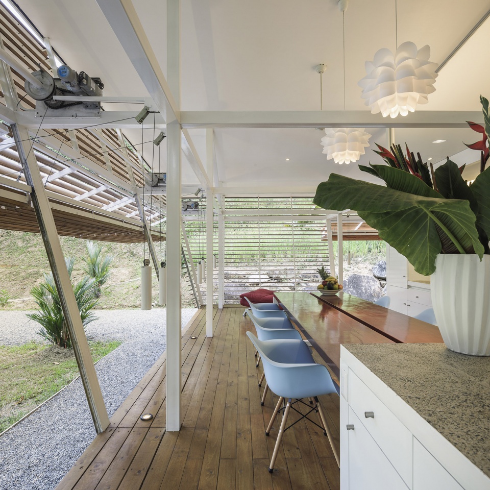 No Footprint House by A 01
