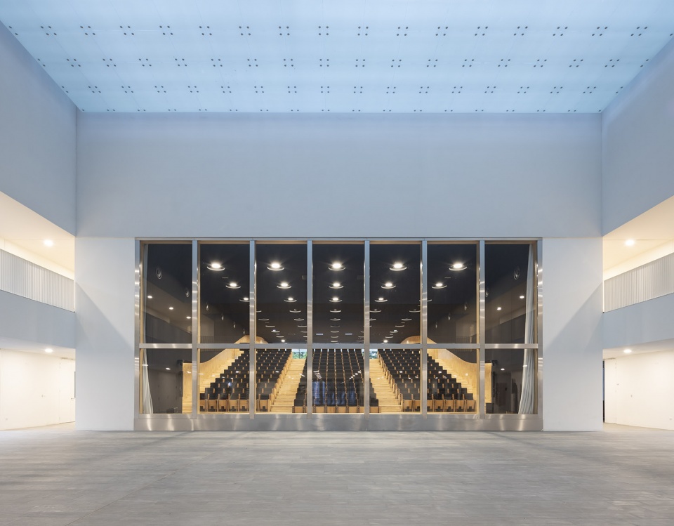 chambre de metiers et de lartisanat hauts de france by kaan architecten pdaa