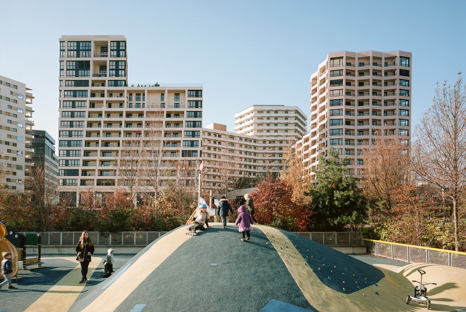 the cultural block clichy batignolles by tvk tolila gilliland
