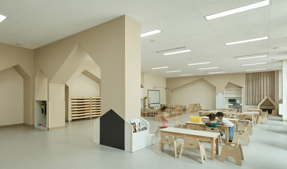 zhengzhou akendun kindergarten china by zhengzhou qingcaodi interior design 1