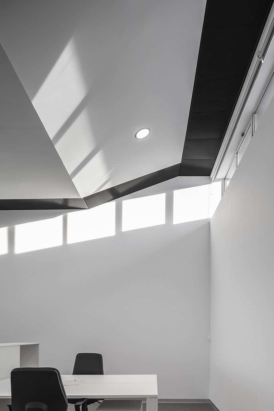 prfs headquarters by impare arquitectura