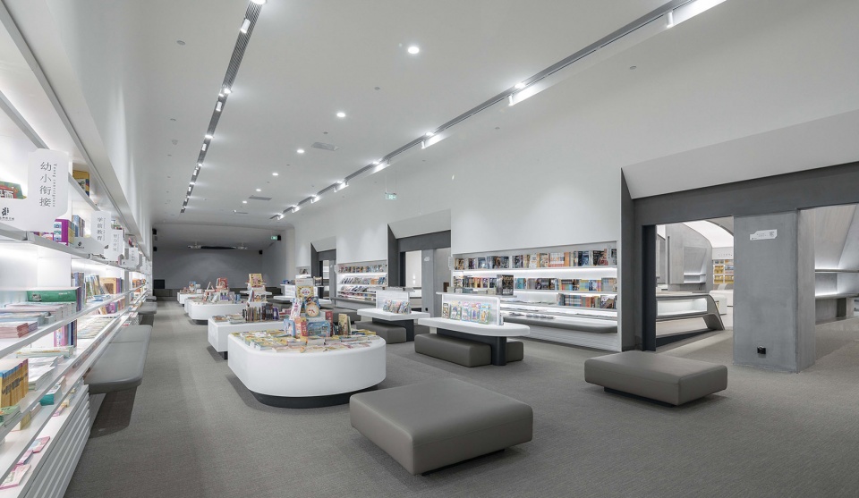 fengdong e pang bookstore china by gonverge interior design
