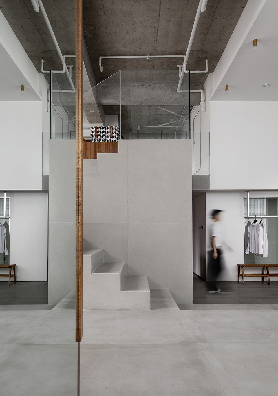REDEFINE GeeMo Studio