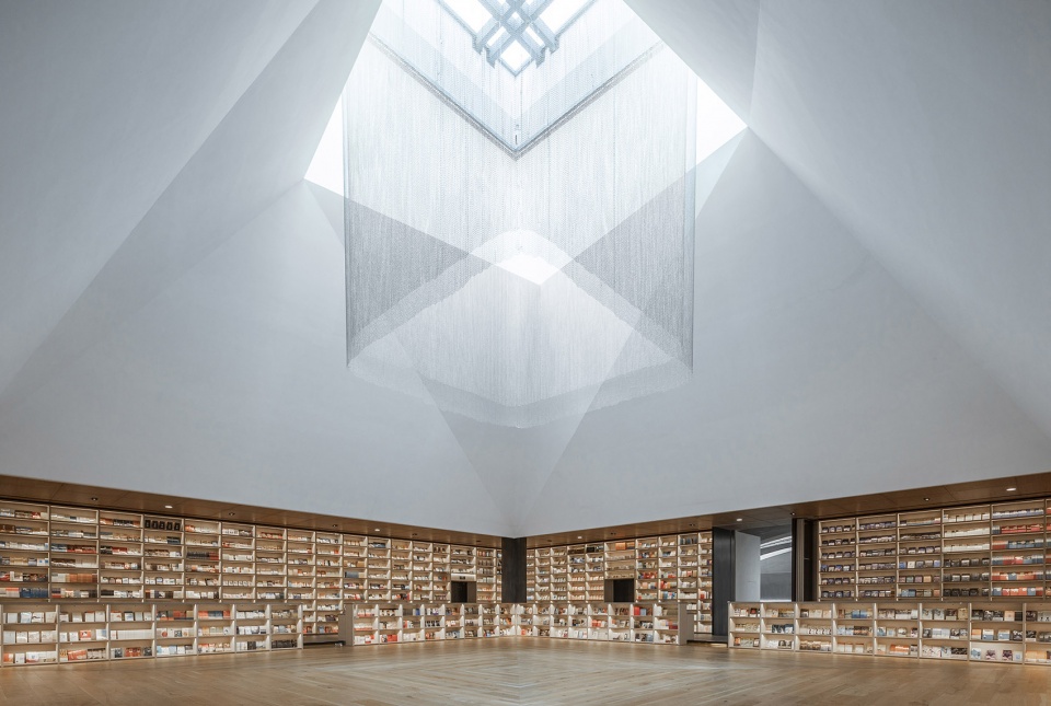 fengdong e pang bookstore china by gonverge interior design