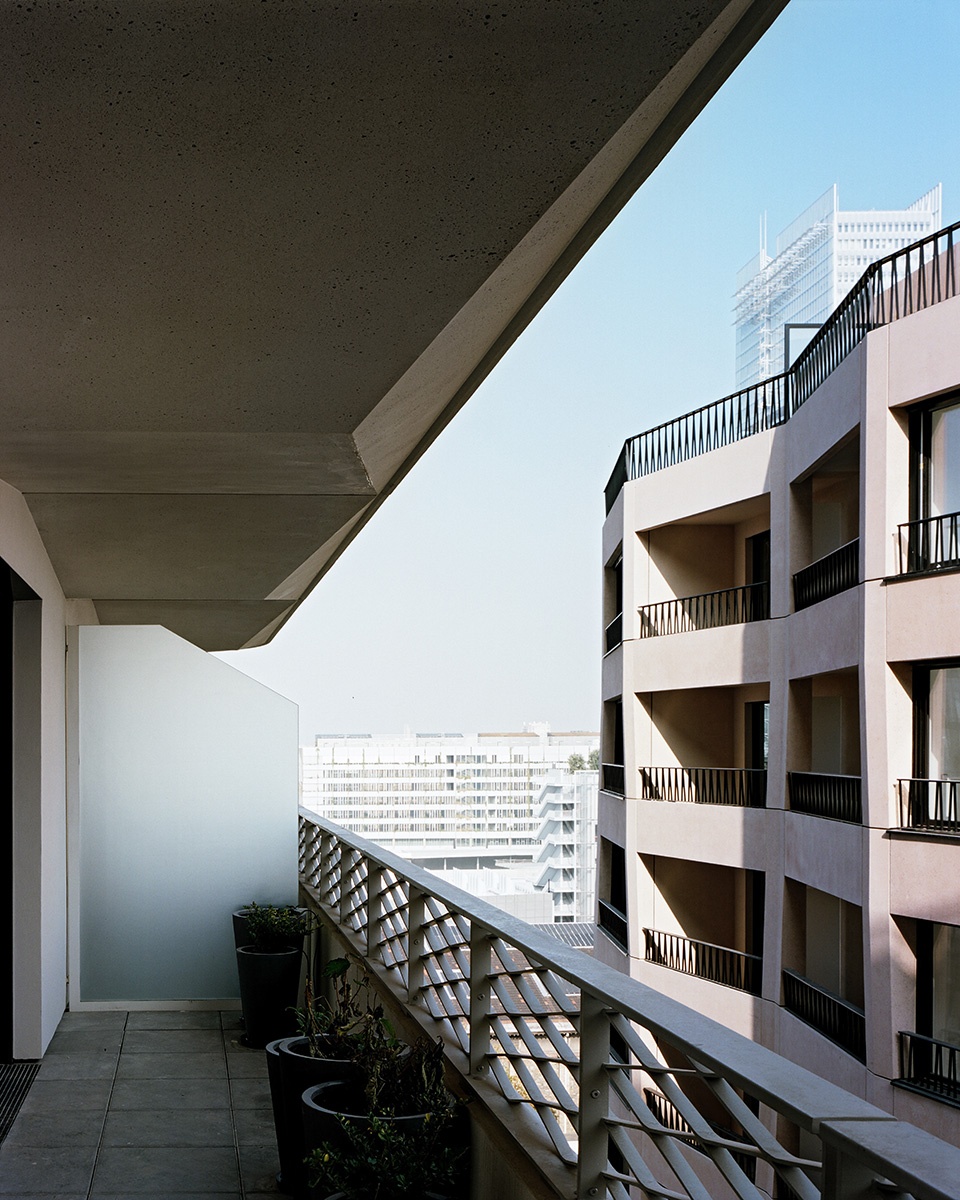 the cultural block clichy batignolles by tvk tolila gilliland